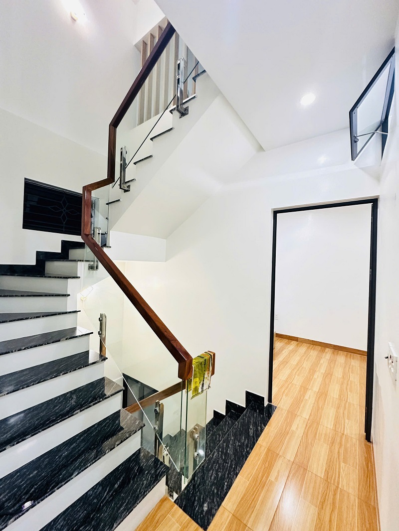 BÁN NHÀ 3 TẦNG ĐỘC LẬP – TRẦN NGUYỄN HÃN – LÊ CHÂN – HẢI PHÒNG